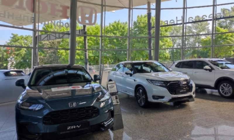 Honda открыла первый официальный дилерский центр в Петербурге