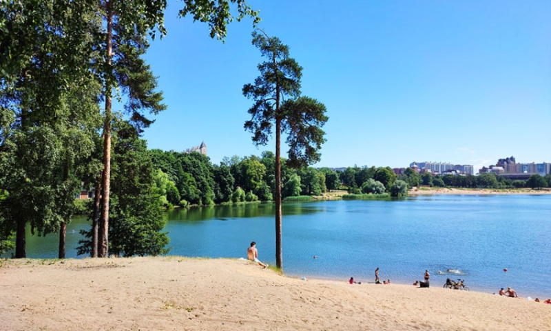 В Петербурге пригодным для купания признали одно озеро 